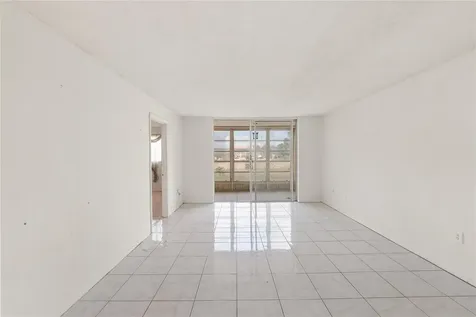 8081 N Sunrise Lakes Drive Sunrise FL 33322