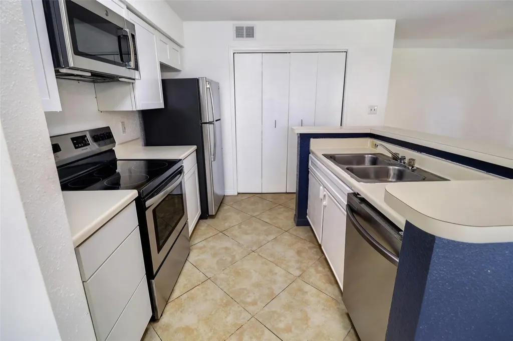 777 Riverside Drive Coral Springs FL 33071