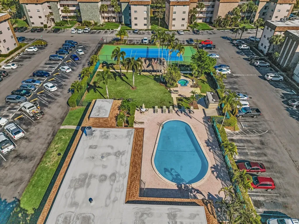 2451 SW 82nd Avenue Davie FL 33324