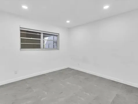 2451 SW 82nd Avenue Davie FL 33324