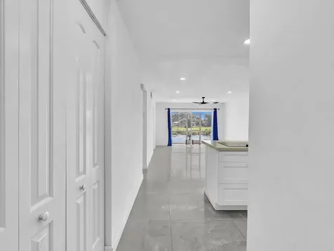 2451 SW 82nd Avenue Davie FL 33324