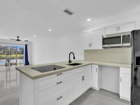 2451 SW 82nd Avenue Davie FL 33324