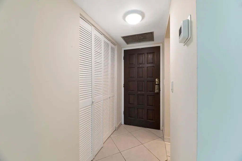 3800 N Hills Drive Hollywood FL 33021