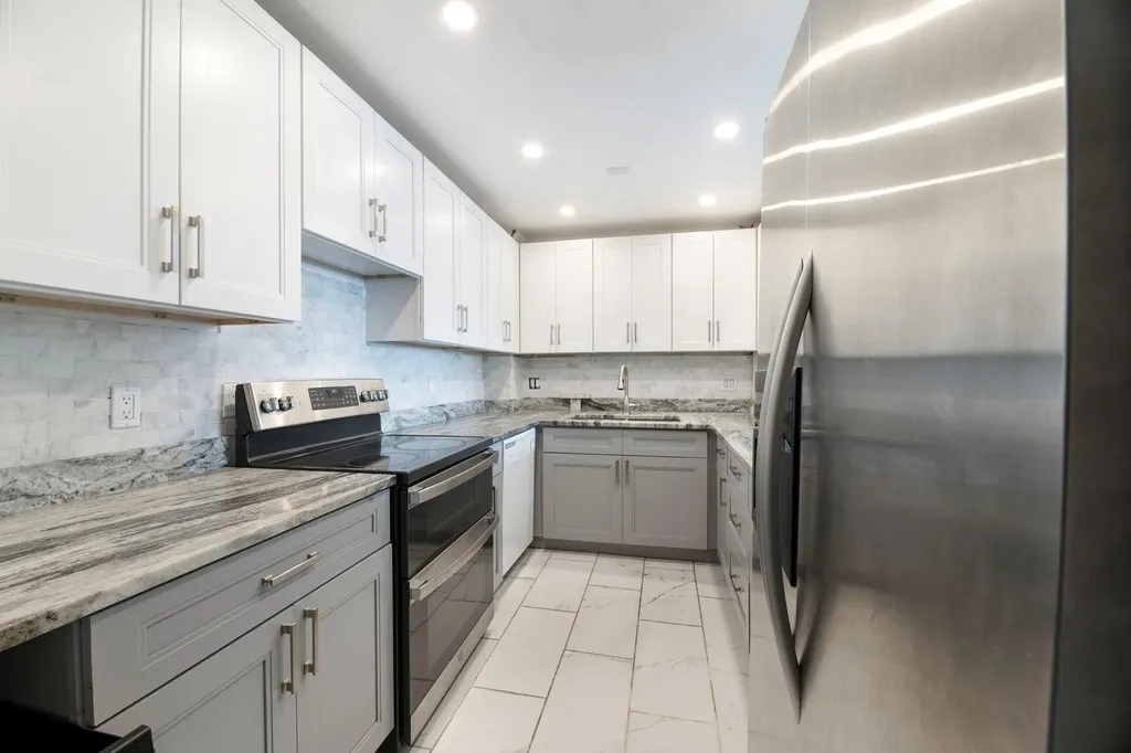 3800 N Hills Drive Hollywood FL 33021