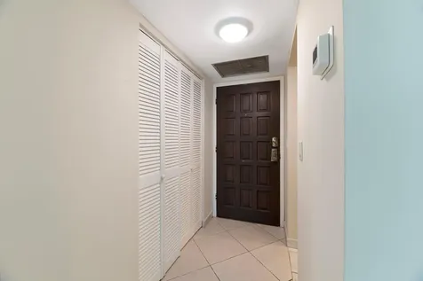 3800 N Hills Drive Hollywood FL 33021