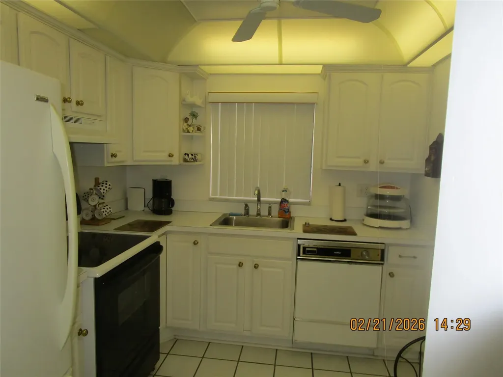 9350 Sunrise Lakes Boulevard Sunrise FL 33322