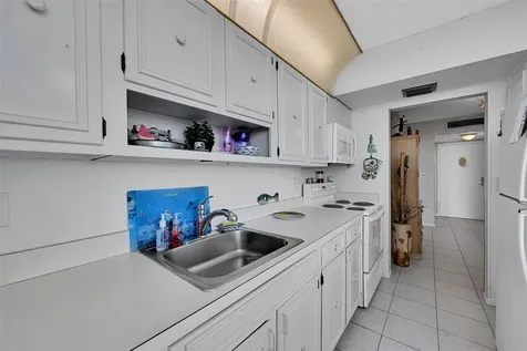 2639 N Riverside Drive Pompano Beach FL 33062