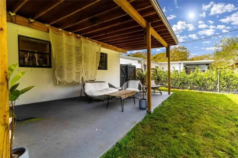 2515 NE 207th Street Miami FL 33180