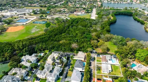 2515 NE 207th Street Miami FL 33180