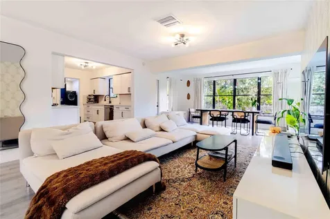 2515 NE 207th Street Miami FL 33180