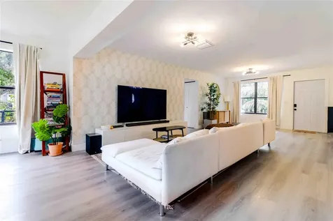 2515 NE 207th Street Miami FL 33180