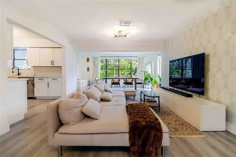 2515 NE 207th Street Miami FL 33180