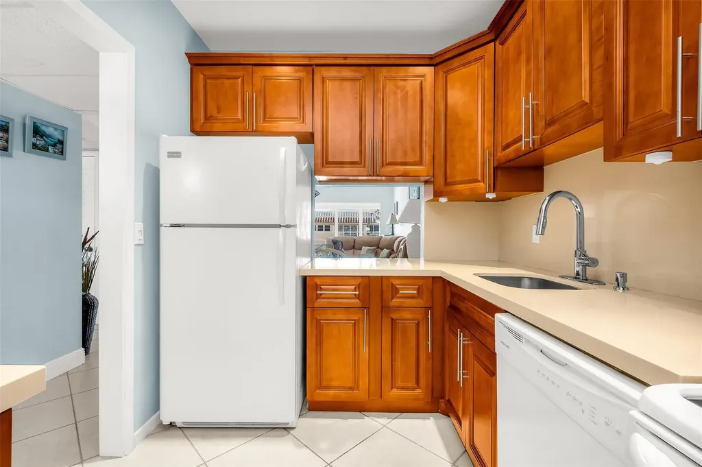 400 NE 20th Street Boca Raton FL 33431