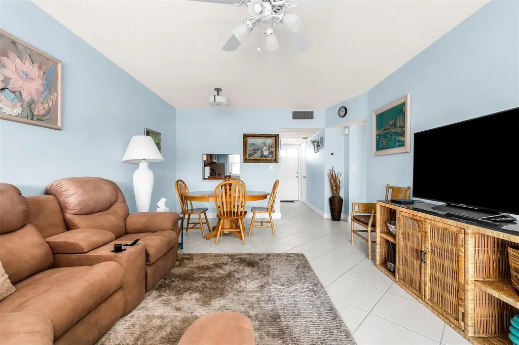 400 NE 20th Street Boca Raton FL 33431