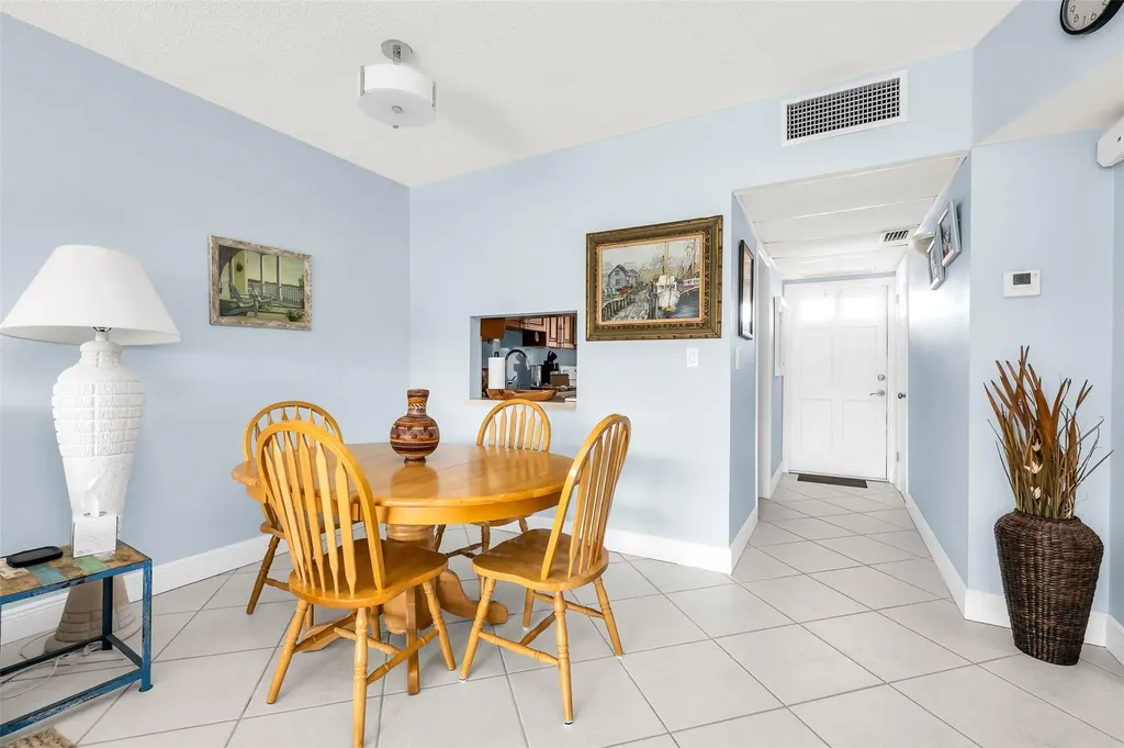 400 NE 20th Street Boca Raton FL 33431