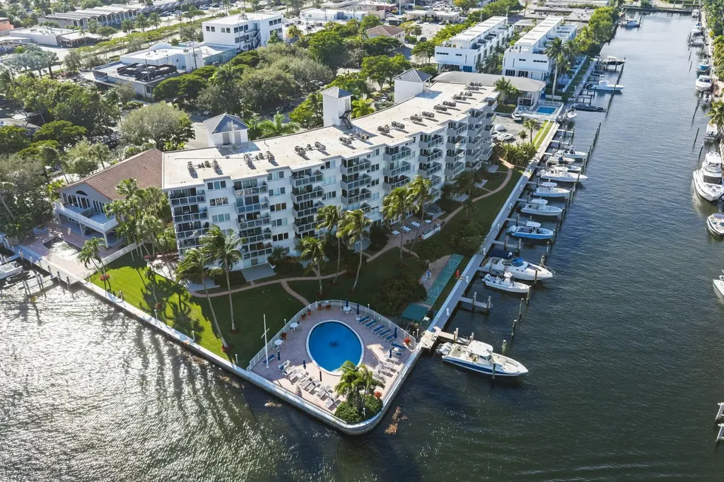 140 NE 28th Avenue Pompano Beach FL 33062