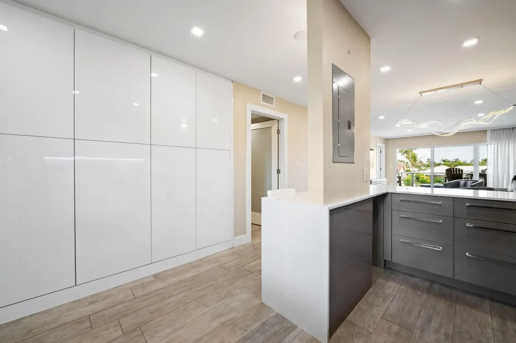 140 NE 28th Avenue Pompano Beach FL 33062
