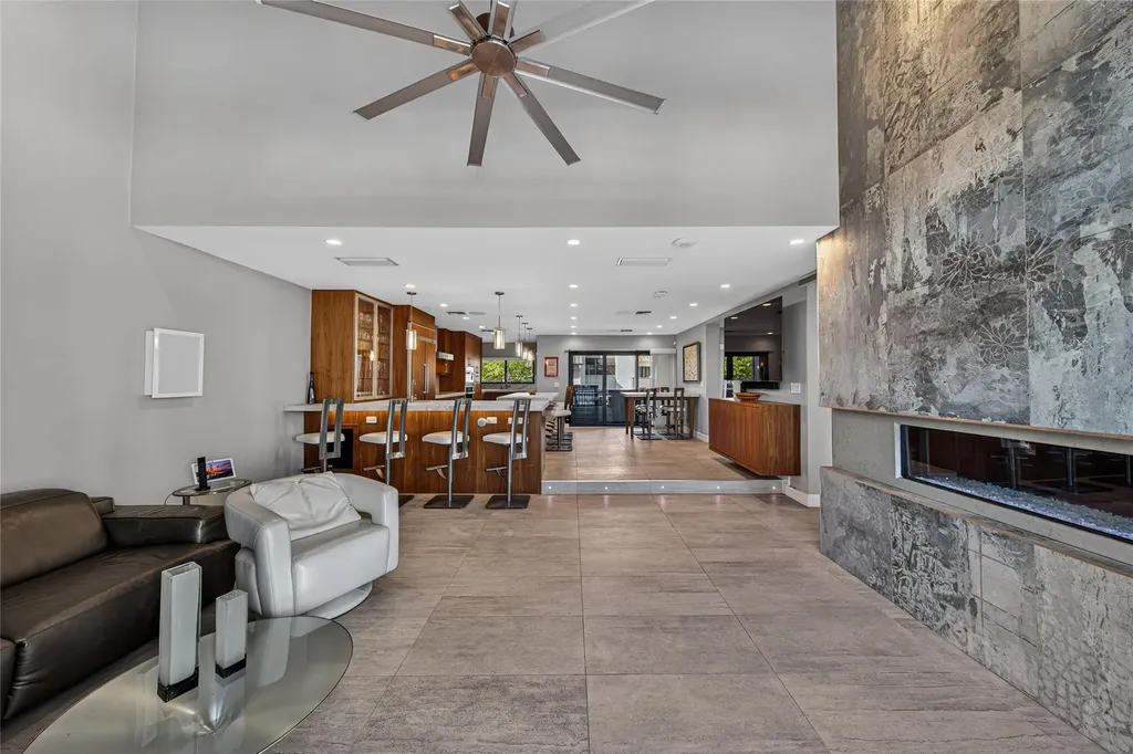 17 Port Side Drive Fort Lauderdale FL 33316