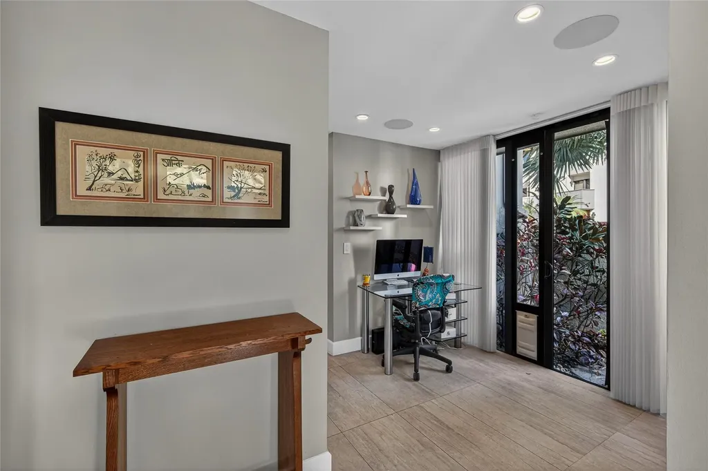 17 Port Side Drive Fort Lauderdale FL 33316