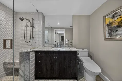 17 Port Side Drive Fort Lauderdale FL 33316