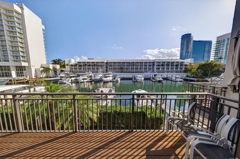 17 Port Side Drive Fort Lauderdale FL 33316