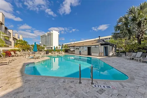 17 Port Side Drive Fort Lauderdale FL 33316