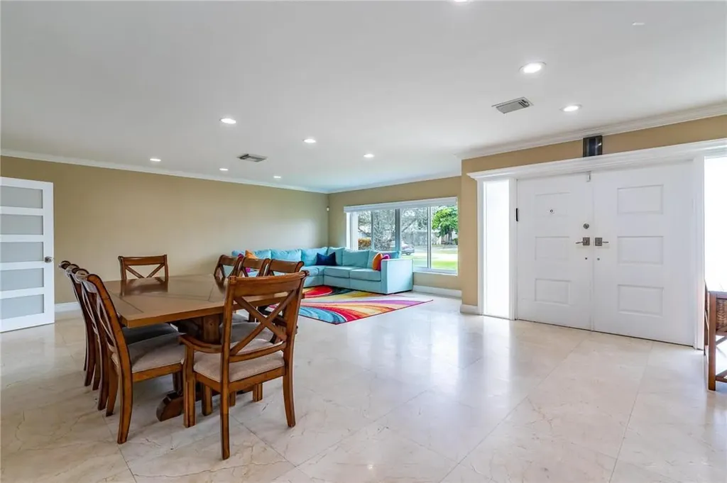 4000 N 41st Court Hollywood FL 33021