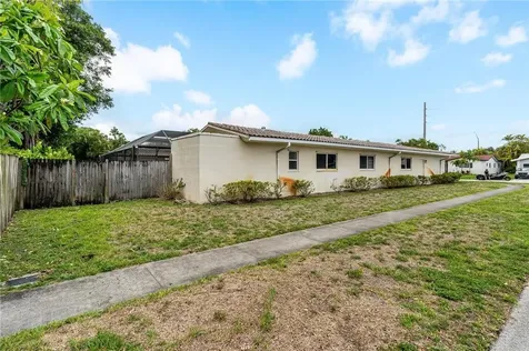 4000 N 41st Court Hollywood FL 33021