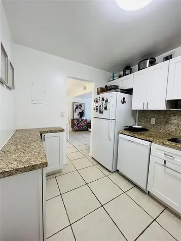 4040 N Hills Drive Hollywood FL 33021