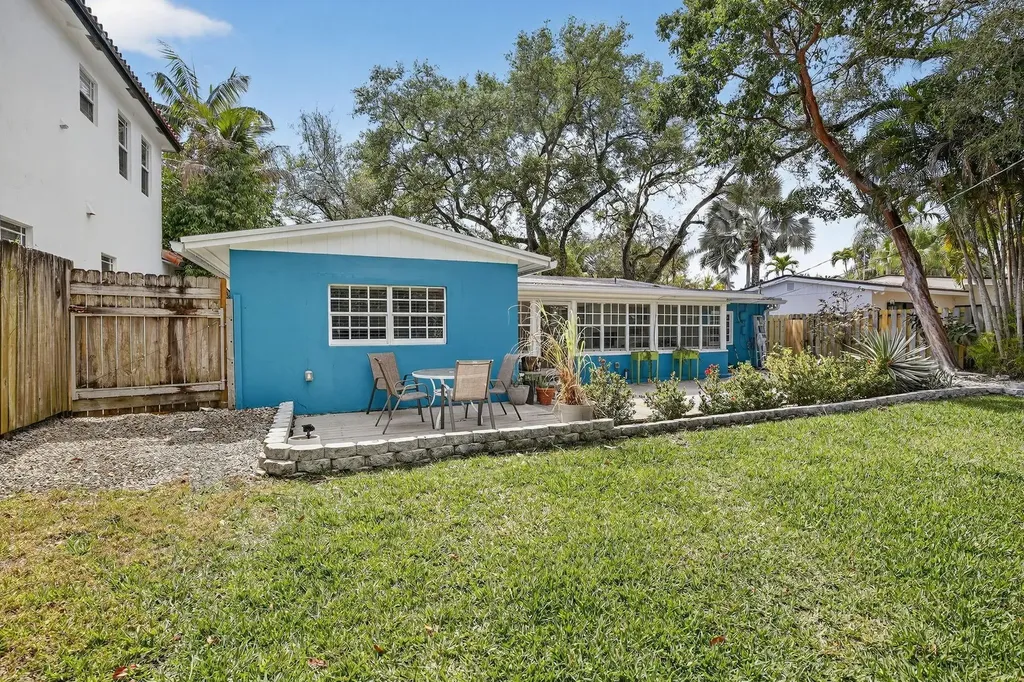 1213 SW 21st Street Fort Lauderdale FL 33315