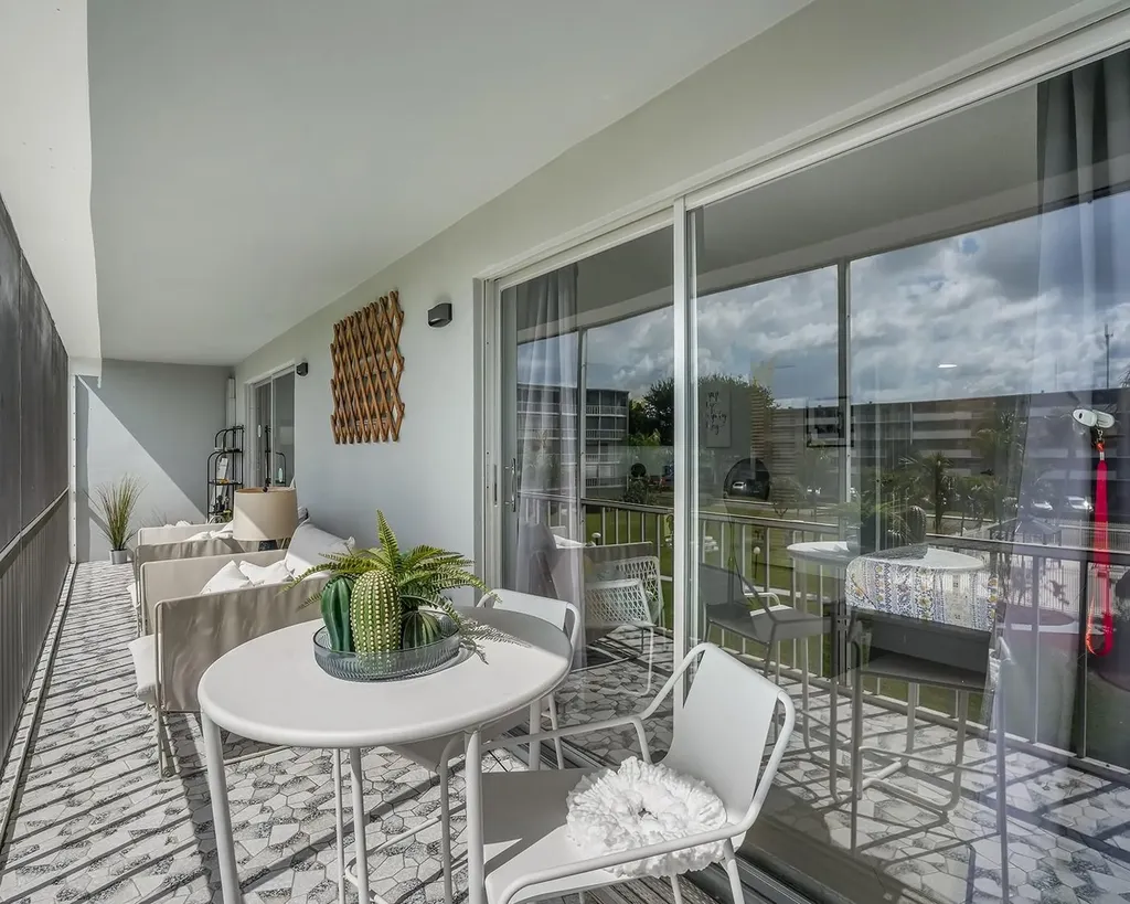 4700 Washington Street Hollywood FL 33021