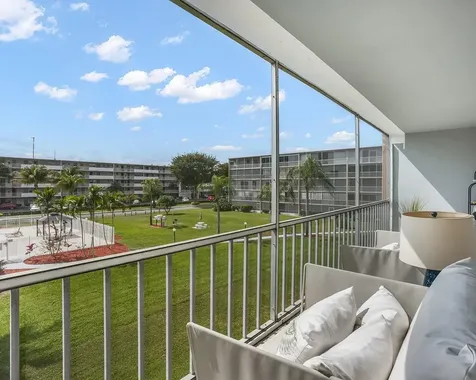 4700 Washington Street Hollywood FL 33021