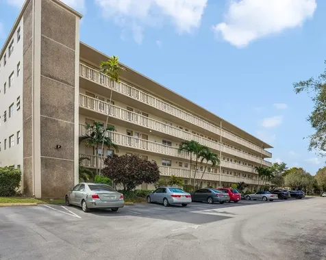 4700 Washington Street Hollywood FL 33021