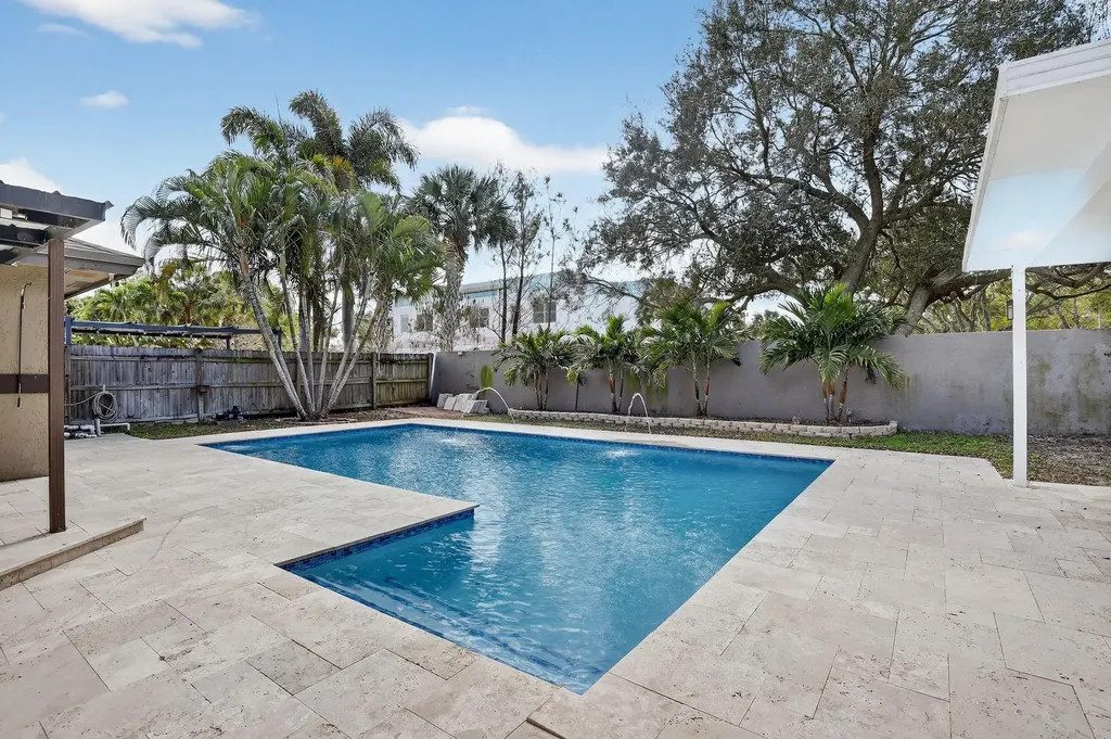 6500 SW 13th Street Plantation FL 33317