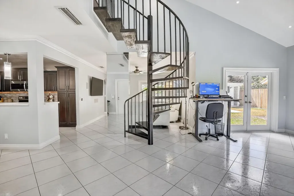 6500 SW 13th Street Plantation FL 33317