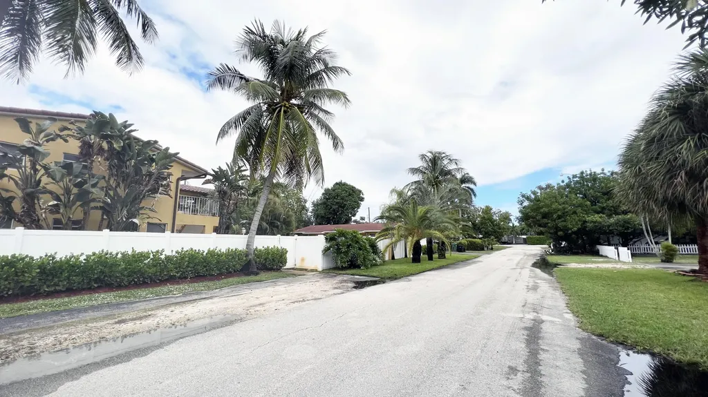 1301 NE 15th Street Fort Lauderdale FL 33304