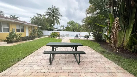 1301 NE 15th Street Fort Lauderdale FL 33304