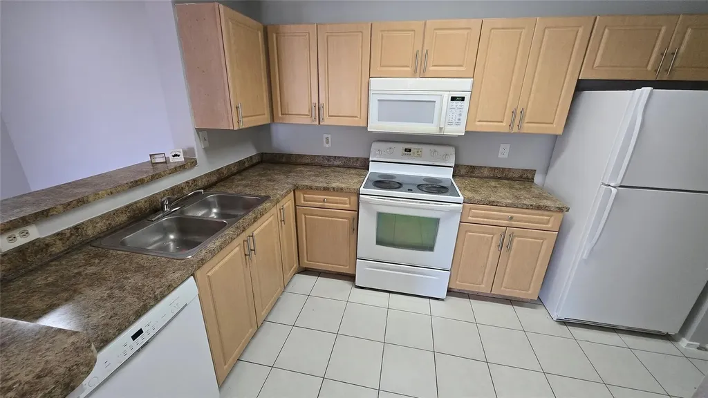11205 W Atlantic Boulevard Coral Springs FL 33071