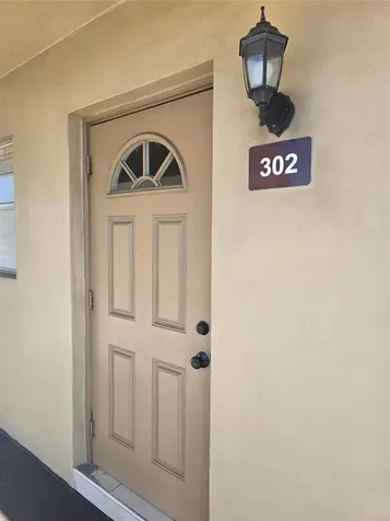 Lauderdale Lakes FL 33313