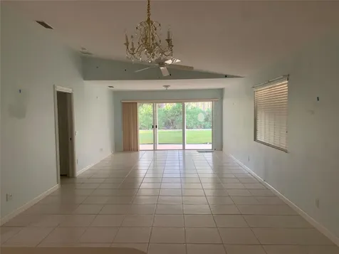 9214 SE Hawks Nest Court Hobe Sound FL 33455