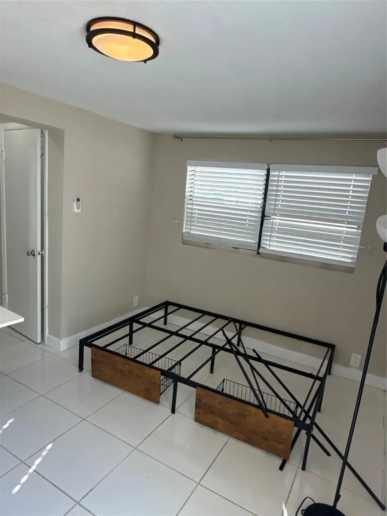 299 SE 12th Avenue Deerfield Beach FL 33441