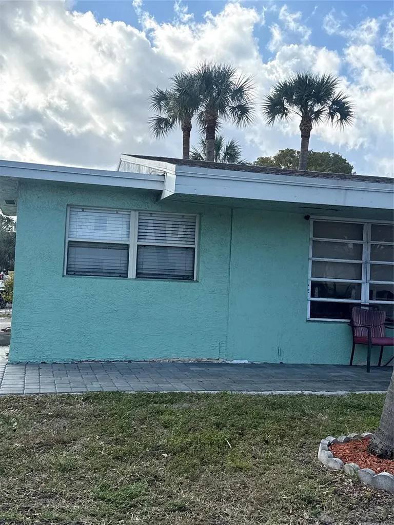 299 SE 12th Avenue Deerfield Beach FL 33441