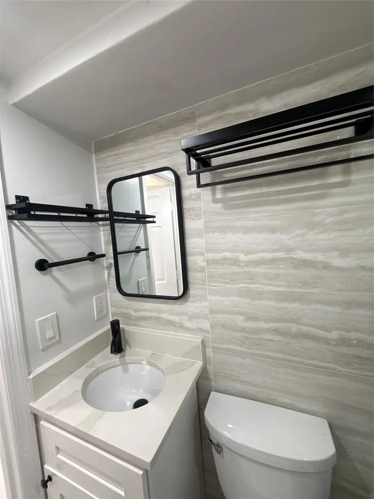 299 SE 12th Avenue Deerfield Beach FL 33441