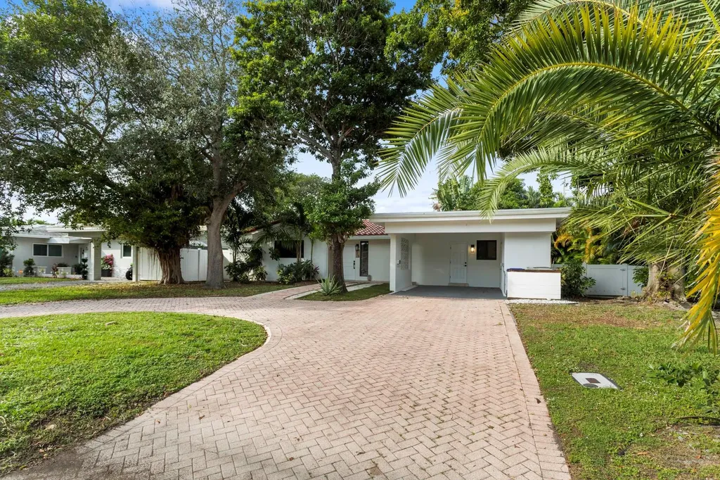 715 NE 25th Avenue Pompano Beach FL 33062