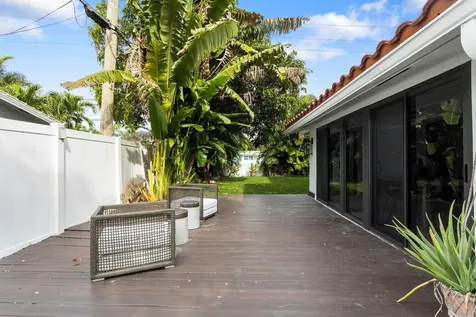 715 NE 25th Avenue Pompano Beach FL 33062