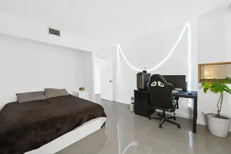 2500 Parkview Drive Hallandale Beach FL 33009