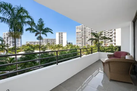 2500 Parkview Drive Hallandale Beach FL 33009