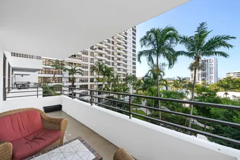 2500 Parkview Drive Hallandale Beach FL 33009