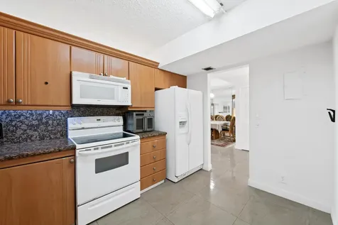 2500 Parkview Drive Hallandale Beach FL 33009