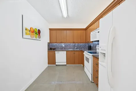 2500 Parkview Drive Hallandale Beach FL 33009